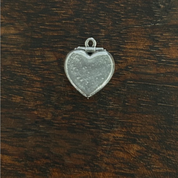 James Avery Heart-Shaped Silver and Red Jewelry Box with Ring. - Picture 3 of 6